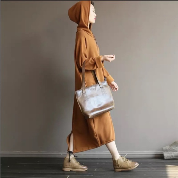 Oversized hoodie sweatshirt dress in rust orange - Picture 3 of 6
